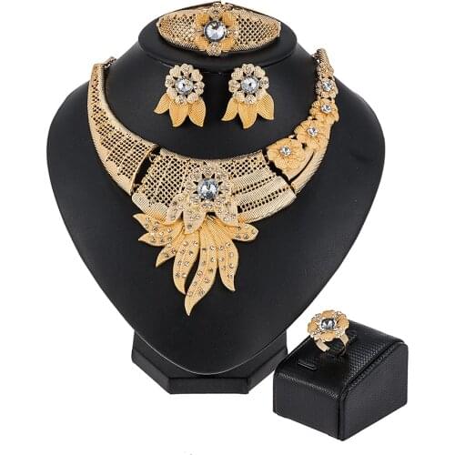 Exquisite Fashion African Women Costume Jewelry Set Nigerian Wedding designe Jewelry set Dubai gold bridal Jewelry set Wholesale