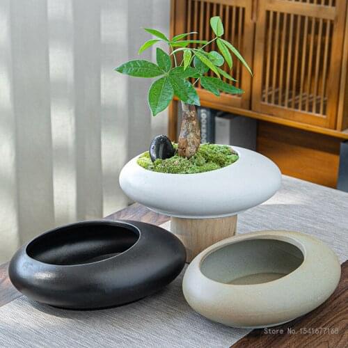Ceramic flowerpots, large-caliber hand-made plant pots, micro-landscape pots, large air-permeable flower pots in the office