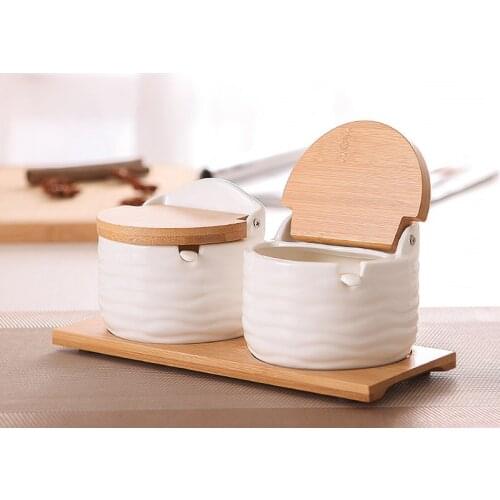 Kitchen supplies ceramic seasoning pots pepper cup and seasoning salt Seasoning bottle seasoning box kitchen seasoning tools