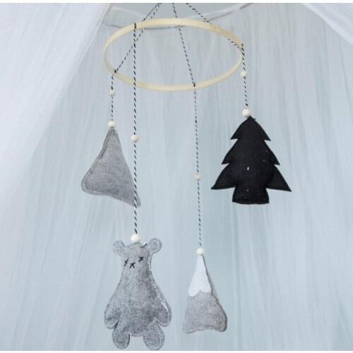 2020 Nordic Style Nursery Room Decor Felt Bear Mountain Handmade Wall Hanging Decor Boy Play Room Mobile Decoration Scandinavia