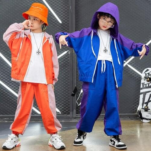 Hip hop niños en mallas, sudaderas con capucha, abrigos de coches deportivos, camisetas lisas, ropa de calle, pantalones para