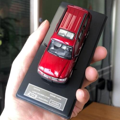 Diecas 1/64 Scale LAND CRUISER 200 Diecast Model Casr Off Road Vehicle Toy Car Adult Collection Boy Gift Static Display