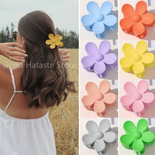 Fashion Women Plastic Hair Claws Crab Clamps Charm Solid Color Flower Shape Lady Small Hair Clips Headdress Hair Accessories