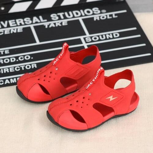 2021 summer new boys and girls soft-soled beach shoes baby fashion Baotou shoes children genuine leather sandals