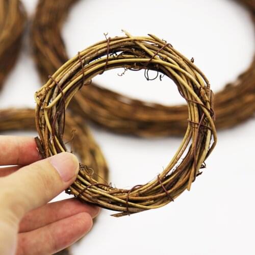 Christmas Rattan Circle Ring Wreath Hanging Pendant Ornament For DIY Wall Shop Window Door Home Decoration Wedding Accessory