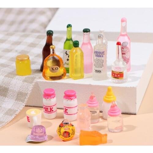 10Pcs/Bag Cute Resin Random Style Doll House Resin Simulation Mini Supermarket wine Bottle Toy Model