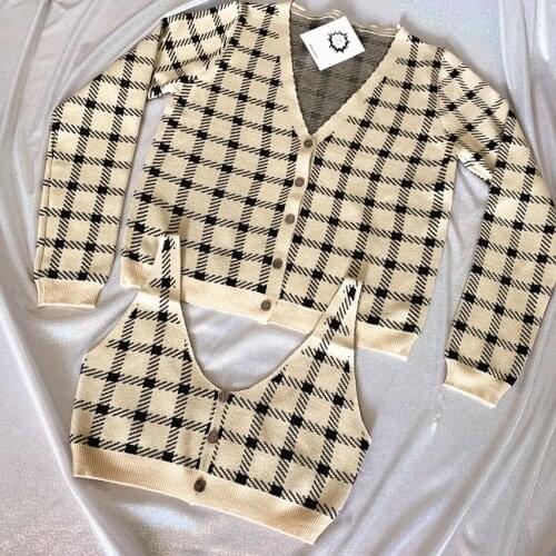 Streetwear Korean kpop tops plaid cardigan + tank sexy vintage sweater