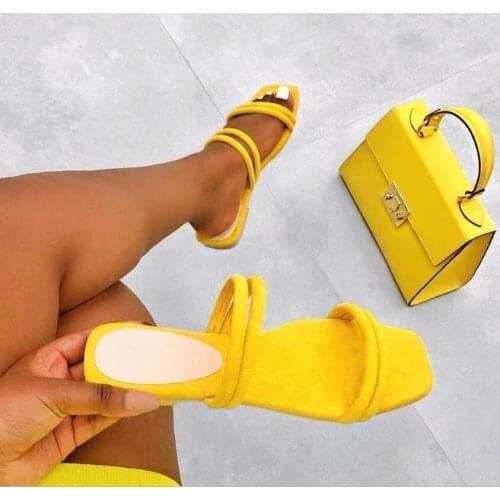 Women Flat Heel Slippers Summer Shoes Woman Candy Color Non Slip Outside Ladies Slides Fashion Comfortable Slip on Flip Flops