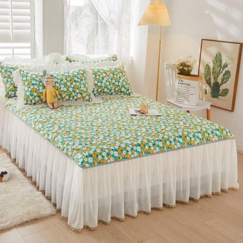 Princess Quilted Bed Skirt Three-piece Set Thickened Cotton Bedspread with Skirt Dust-proof Linen Bedding Lace Bed Sheet