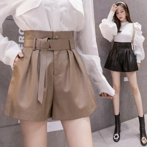 2021 New Autumn Winter Black PU Faux Leather Womens Shorts Sashes High Waist Wide Leg Shorts Elegant Female Trousers KZ583