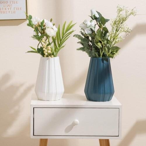 Nordic Morandi Modern Vase Living Room Decoration Ornaments Modern Origami Plastic Vases For Flower Arrangements Home Decoration