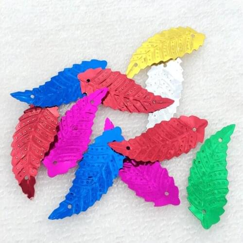100pcs Sequin leaf For Paillette Sewing Scrapbooking lentejuelas AB 2 holes Crafts-C44A