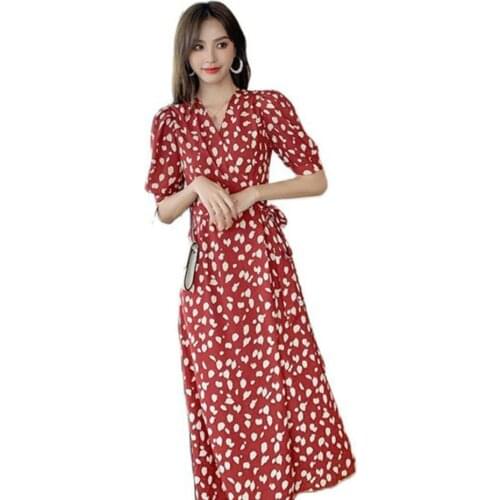 French retro shredded dress 2021 summer new temperament V collar waist thin red chiffon dress girl