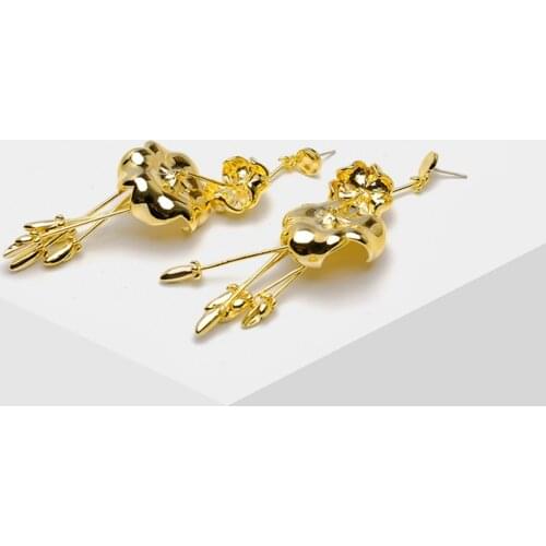 Amorita boutique Bell-fringed pendant with gold fashion earrings
