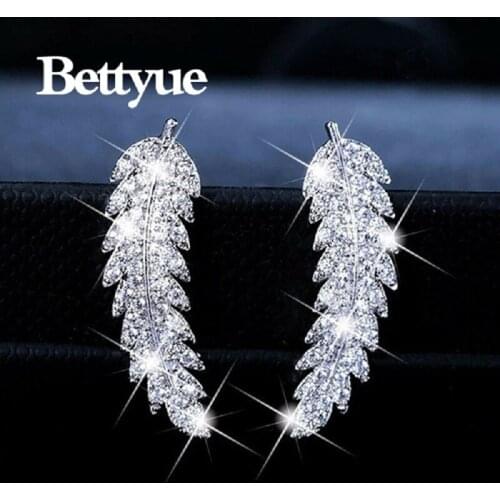 Bettyue Brand Hot Sale Luxury Fashion Charm Leaf Shape Cubic Zircon Three Colors Jewelry Earrings For Woman Party Florid Giift
