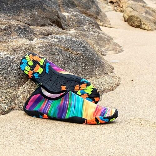 Summer Light Water Sports Shoes Rainbow Mesh Quick-Drying Beach Surfing Slippers Breathable River Sea Diving Socks zapatos agua