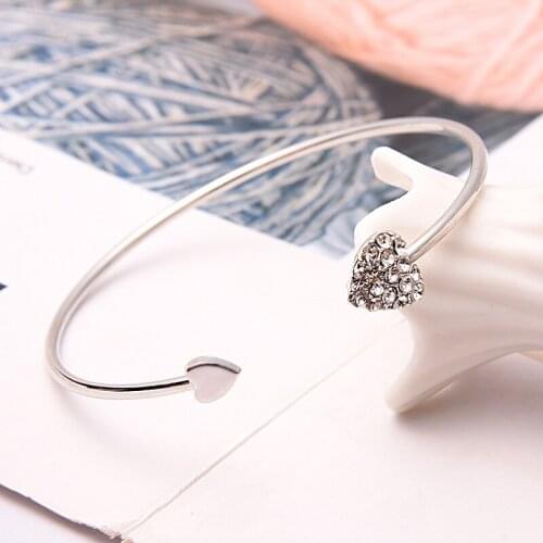 Charming Love Heart Shape Bracelets & Bangles For Women Girls Crystal Bangle Gold Silver Color Bracelet Statement Jewelry A233