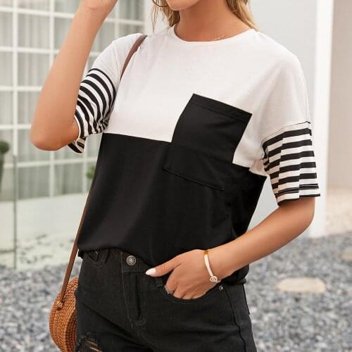 Summer new color matching O-neck loose striped short-sleeved three-color T-shirt