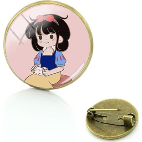 Disney Cute And Funny Snow White Head Brooch Jewelry Glass Princess Brooch Fashion Accessories Cabochon Dome Jewelry