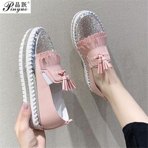 Women Flats Casual shoes Sequined fringed shoes Slip On Loafer Flat Female Thick Bottom Round Toe Rhinestone Shoes