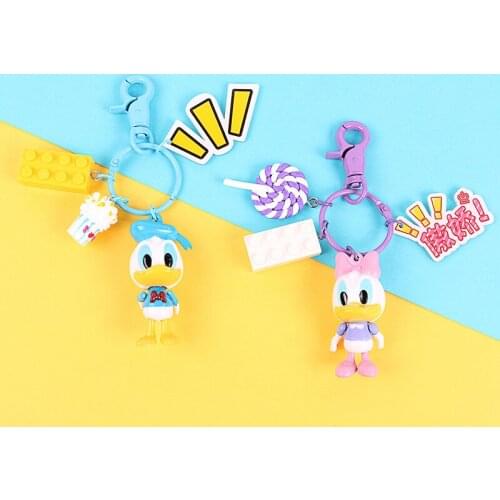 Disney Creative Cartoon Key Chain Donald Duck Daisy Lovers Keyring Handbag Pendant Decoration Gifts Men Women Cute Keychain