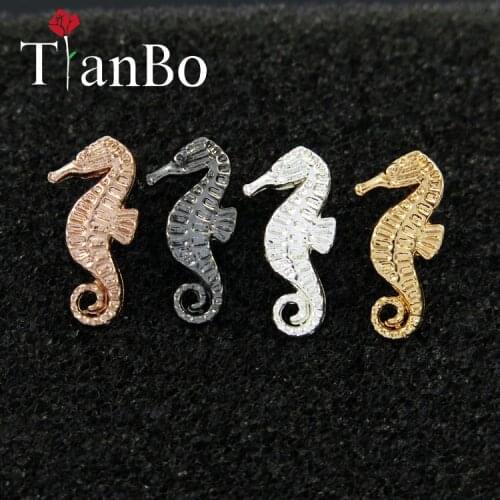 TianBo 2018 New Gold Silver Seahorse Earrings For Women Simple Vintage Jewelry Animal Stud Earrings Jewelry Accessories