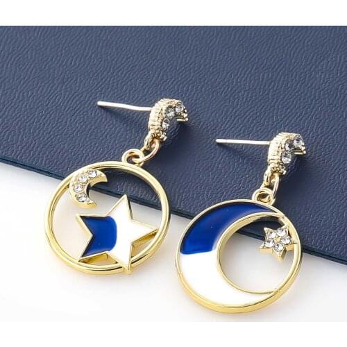 Fashion Metal Drop Oil Star Moon Asymmetric Earrings Womens Creative Popular Dangle Earrings Party Accessories