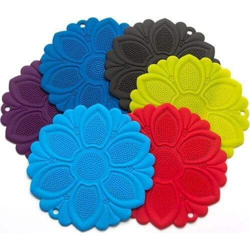 Silicone Heat Insulation Placemat Heat Resistant Mat Drink Cup Coasters Non-slip Pad Table Kitchen Room Decoration Accessories