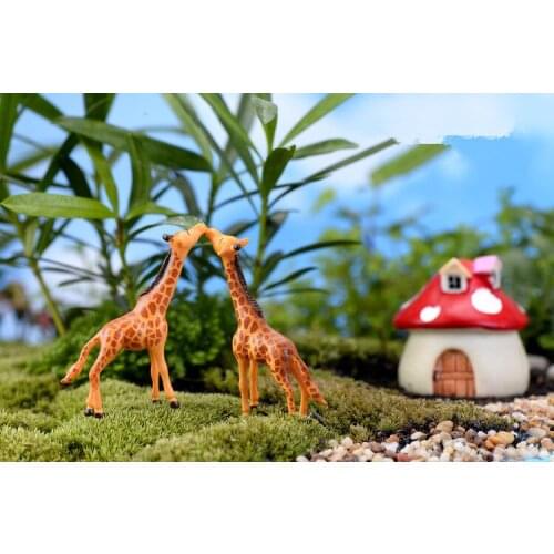 1PC animals giraffe ornaments fairy miniature garden moss gnome artificial resin crafts bonsai for home decoration KS 042