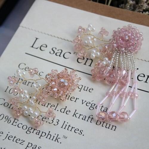 High-Quality Glass Bead Brooch Buckle Pin 3D Handmade Products Clothing Applique Sweater Coat Shirt Decoration Materials