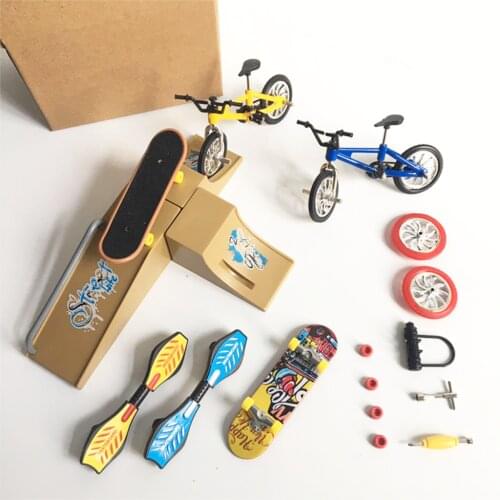 Mini Finger Scooter Bike Skateboard for Childrens Educational Toys Kids Gift Fingerboard BMX Bicycle Set with Sports Hall Scene