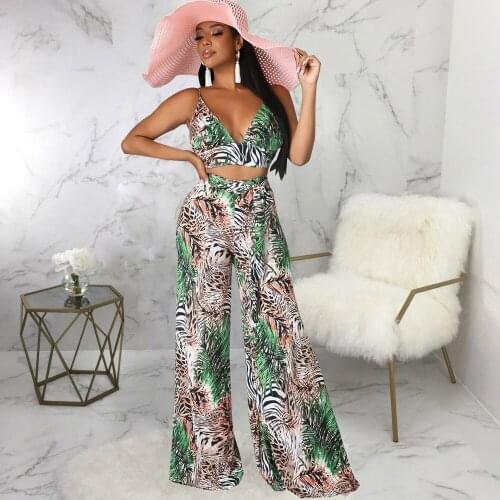 Tropical Leaves Print Two Piece Beach Outfits Women Set Spaghetti Strap Backless Crop Top and Wide Leg Trouser Boho Tracksuits