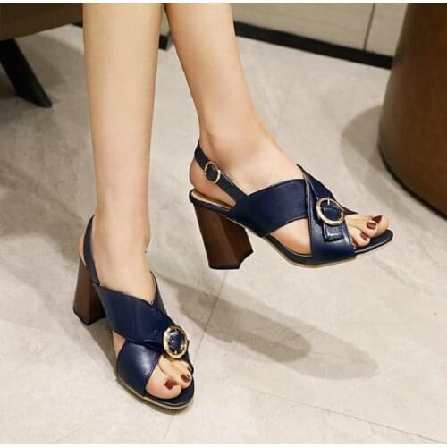 Sianie Tianie Blue Cross-Strap Bandage Sexy Sandalias De Las Mujeres Summer Womens Shoes Big Buckle Slingback Wood Heels Sandals