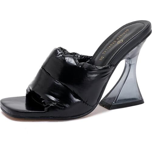 Lady Summer Shoes Party Dress Heels Brown Black Yellow White Leather Sandals Platform Mules Designer Heels Chunky Women Sandals