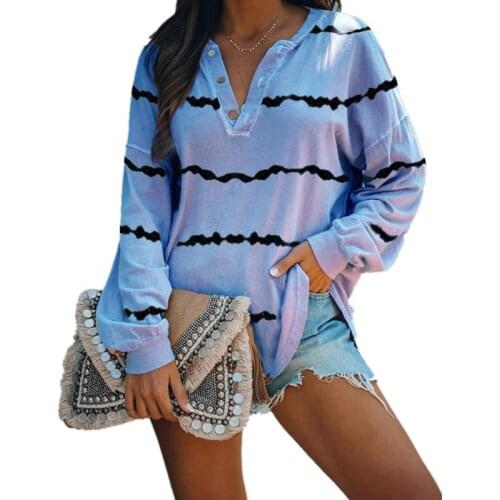 Autumn Fashion Long Sleeve T-shirt Women Stripe Print V-neck Button Streetwear Tops Female Casual Loose T Shirt Feminine