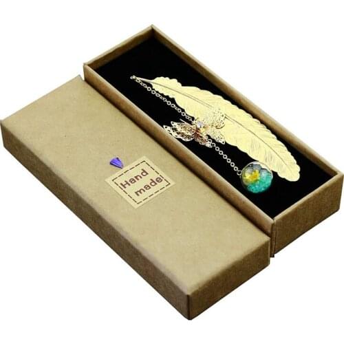 PPYY-Feather Bookmarks with 3D Butterfly and Glass Beads Dried Flower Pendants Gold Feather Blue and Yellow Flower Bookmarks