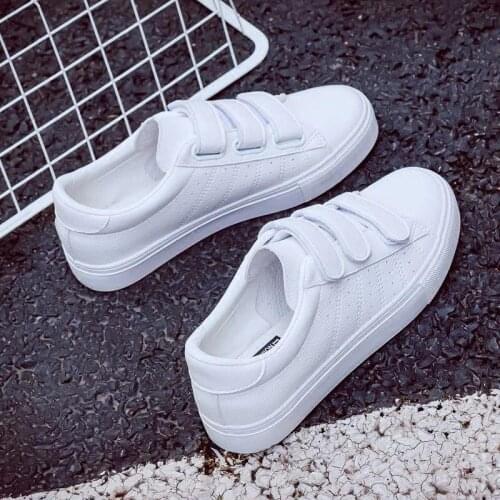 White Shoes Woman Sneakers Women Casual Shoes Fashion Breathable PU Leather Platform Soft Footwears Comfort Classic Shoes