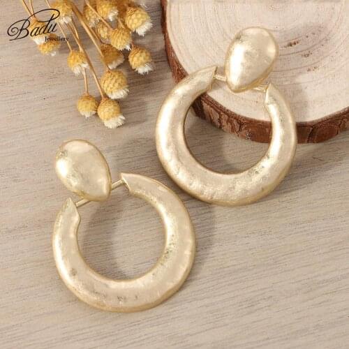 Badu 2019 New Big Round Hollow Earrings for Women Fashion Metal Earrings Vintage Punk Rock Party Gifts Jewelry Wholesale