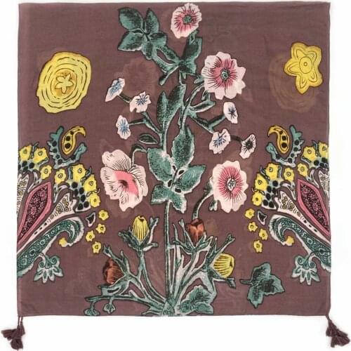 2021 Fashion Newest Floral Printed Pattern Printed Cotton Viscose Tassel Scarf Shawls Wraps 10pcs/lot