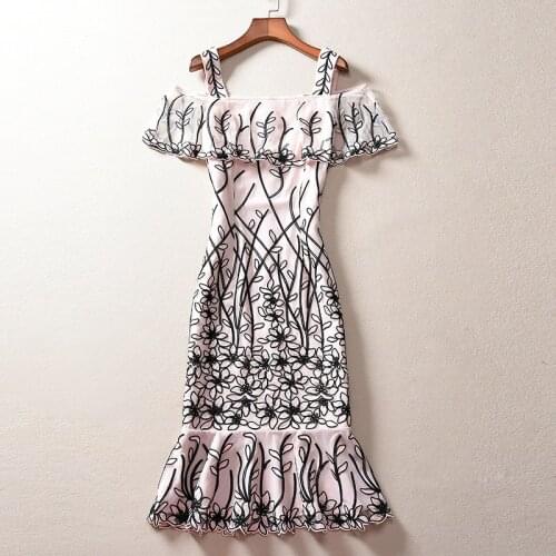 The New Spring And Summer Off shoulder women dress Sweet Embroidery Slim Elegant Lady Plus Size Party Mermaid Dress M-3XL