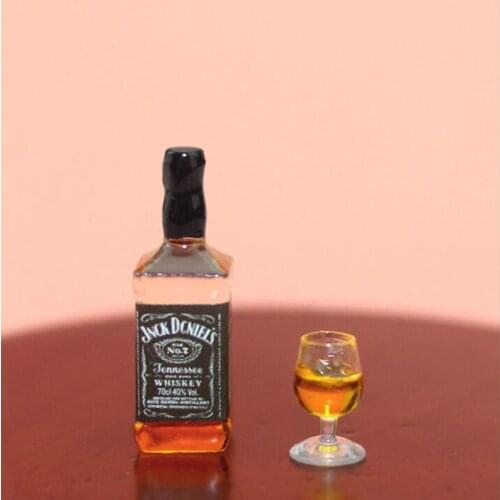 2pcs/set Dollhouse Miniature Drink Whisky Wine Bottle Glasses Play Doll food for blyth ob11 barbies Doll Kitchen Accessories
