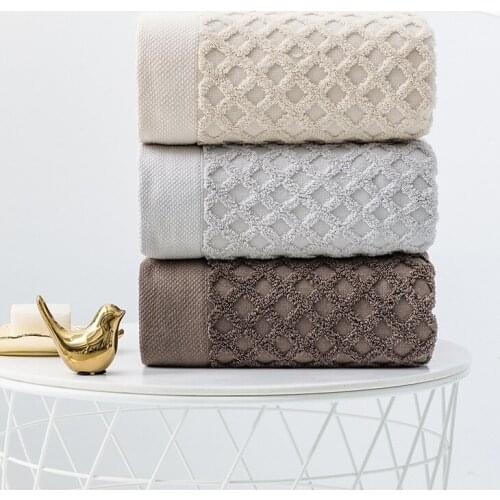 Bath Towels 32 Strands 100% Pure Cotton Solid Color Bath Towel Simple Rhombus Adult Men Women Bath Towel 70*140cm Beach Towels