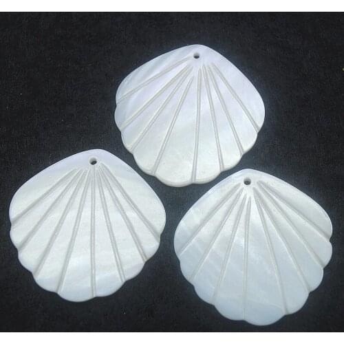 10pcs white shell pendants for women earring making accessories size 31x31mm hand made carving good selling items natural white