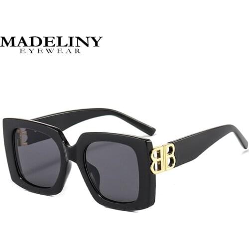 MADELINY Oversized Sunglasses Women Luxury Brand Vintage Square Sun Glasses Big Frame Gradient Eyewear For Female Oculos MA444