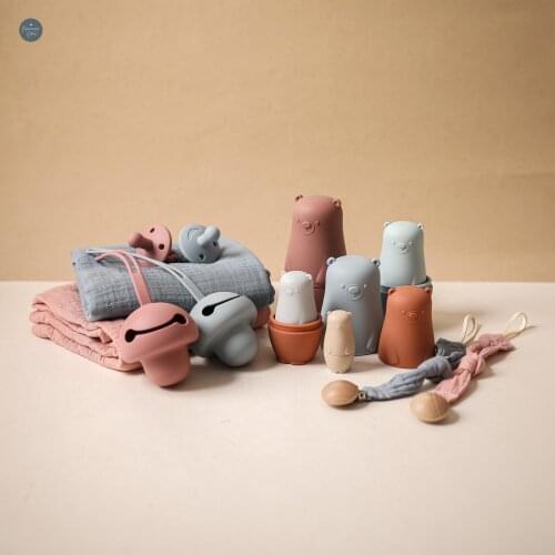 5 Pc/set Baby Bath Toys Baby Bath Towel Silicone Stacking Toys Pacifier Storage Box Cloth Pacifier Chain Set Gift With Box