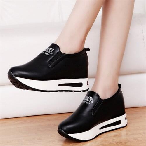 Heels 5CM Sports Shoe Fashionable Womens Sneakers Black White Shoes Woman Sport Loafers New Platform Tenis Casuales Para Mujer