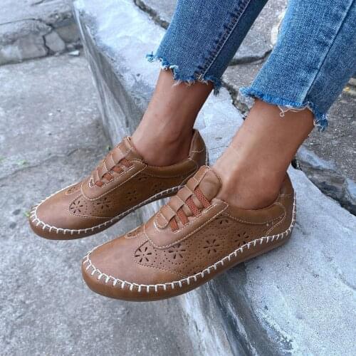 New Large Size 43 Womens Boots Shallow Shoes Spring Flat Lace-Up Single Shoes Pointed Toe Low Heel Ankle Boots for Women