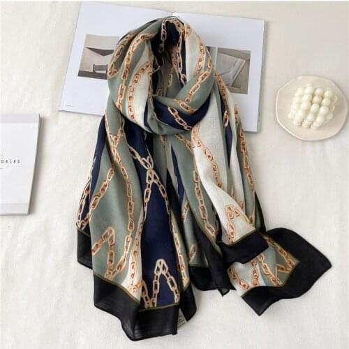 Popular Neckerchief Cotton Warm Scarf Hijab Print Chain Pashmina Soft Shawl Wrap Female Headscarves Bandana 2021 Echarpe Foulard