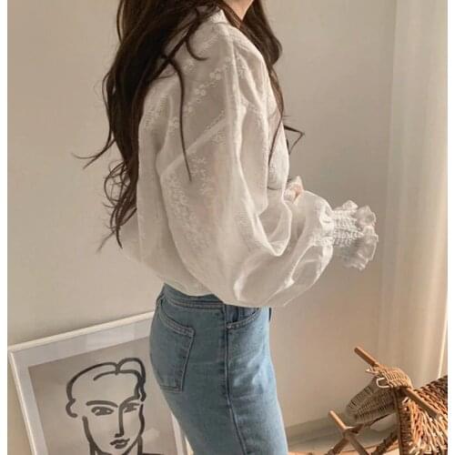 Elegant Women Blouses Lantern Sleeves O Neck Lace White Floral Print Vintage Casual Sweet Korean Style Femme Tops Modis