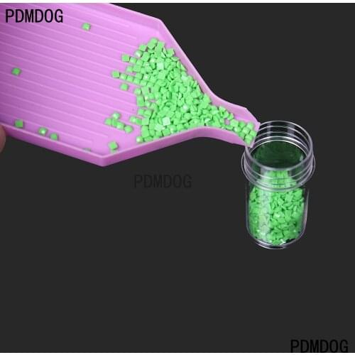 Plastic Drill Plate Tray Large Capacity DIY Diamond Painting Diamond Embroidery Accessories Can Open Storage Tray Kits Gift